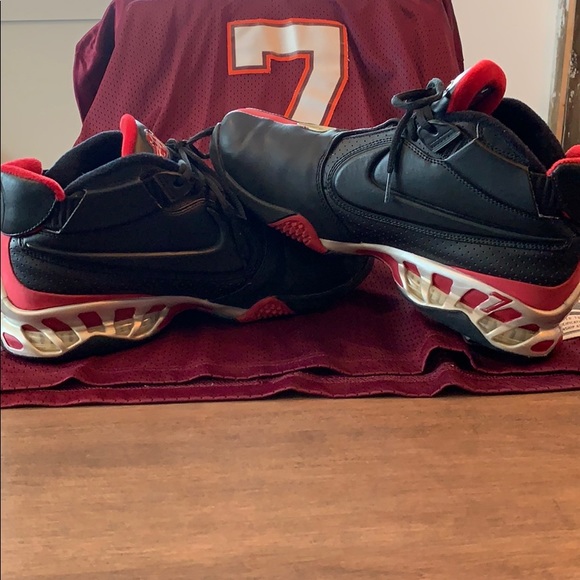 ***2004***  Air Zoom Vick 2 size 10.5 - Picture 6 of 6